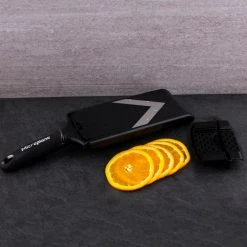 Promo ???? BarMan Microplane Adjustable V-Slicer W/ Julienne Blade - Black ⭐ 5 Promo ???? BarMan Microplane Adjustable V-Slicer W/ Julienne Blade - Black ⭐ -Barman Shop microplane v slicer scene1 700x700